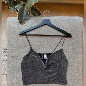 ✨ H&M Y2K Sparkly Crop Top ✨ 
Size: L 🤍